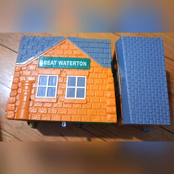 Thomas the Tank Playset, Trains, and Miscellaneous Tracks - Picture 4 of 5